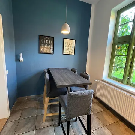 Ferienwohnnug Im Jagdschloss Apartmán *