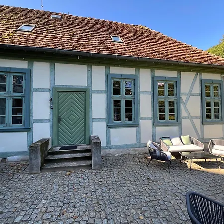 Ferienwohnnug Im Jagdschloss * Neustadt-Glewe