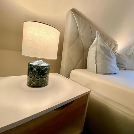 Ferienwohnnug Im Jagdschloss Apartmán Neustadt-Glewe