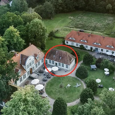 Ferienwohnnug Im Jagdschloss * Neustadt-Glewe